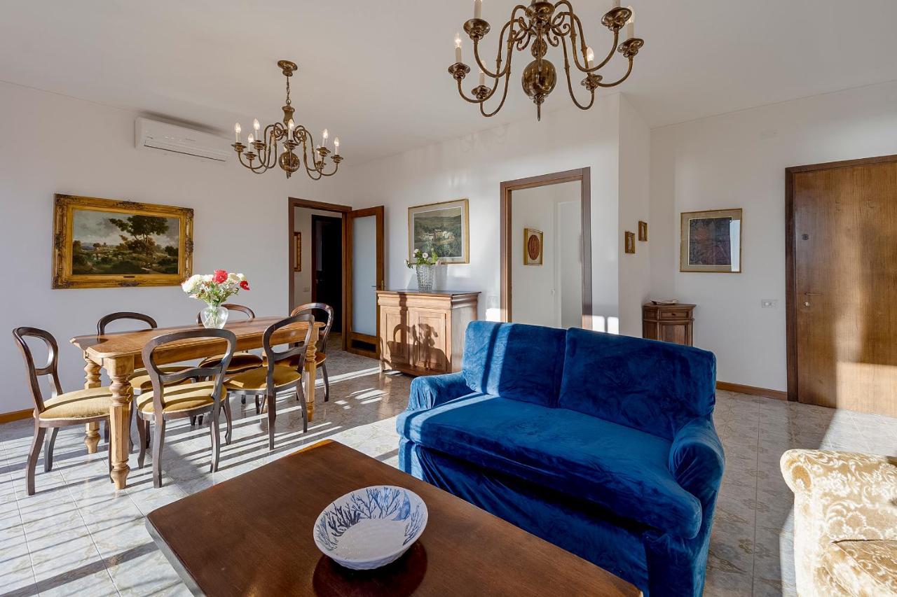 Portosole Attic - With Terrace And Private Parking Lejlighed Sanremo Eksteriør billede